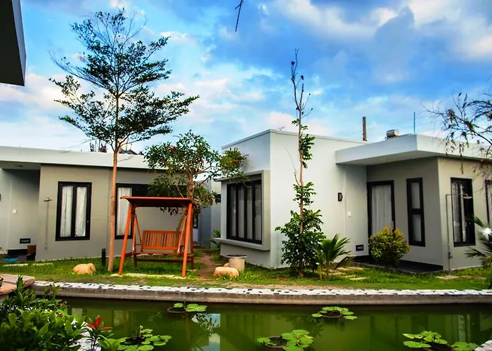 Nguyen Minihouse Villa *