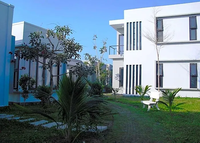 Nguyen Minihouse Villa *