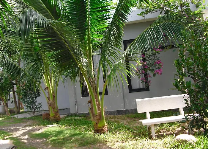 Nguyen Minihouse