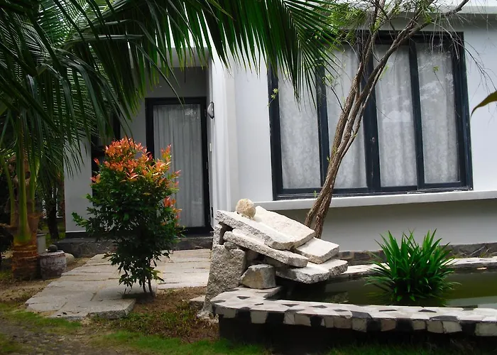 Nguyen Minihouse